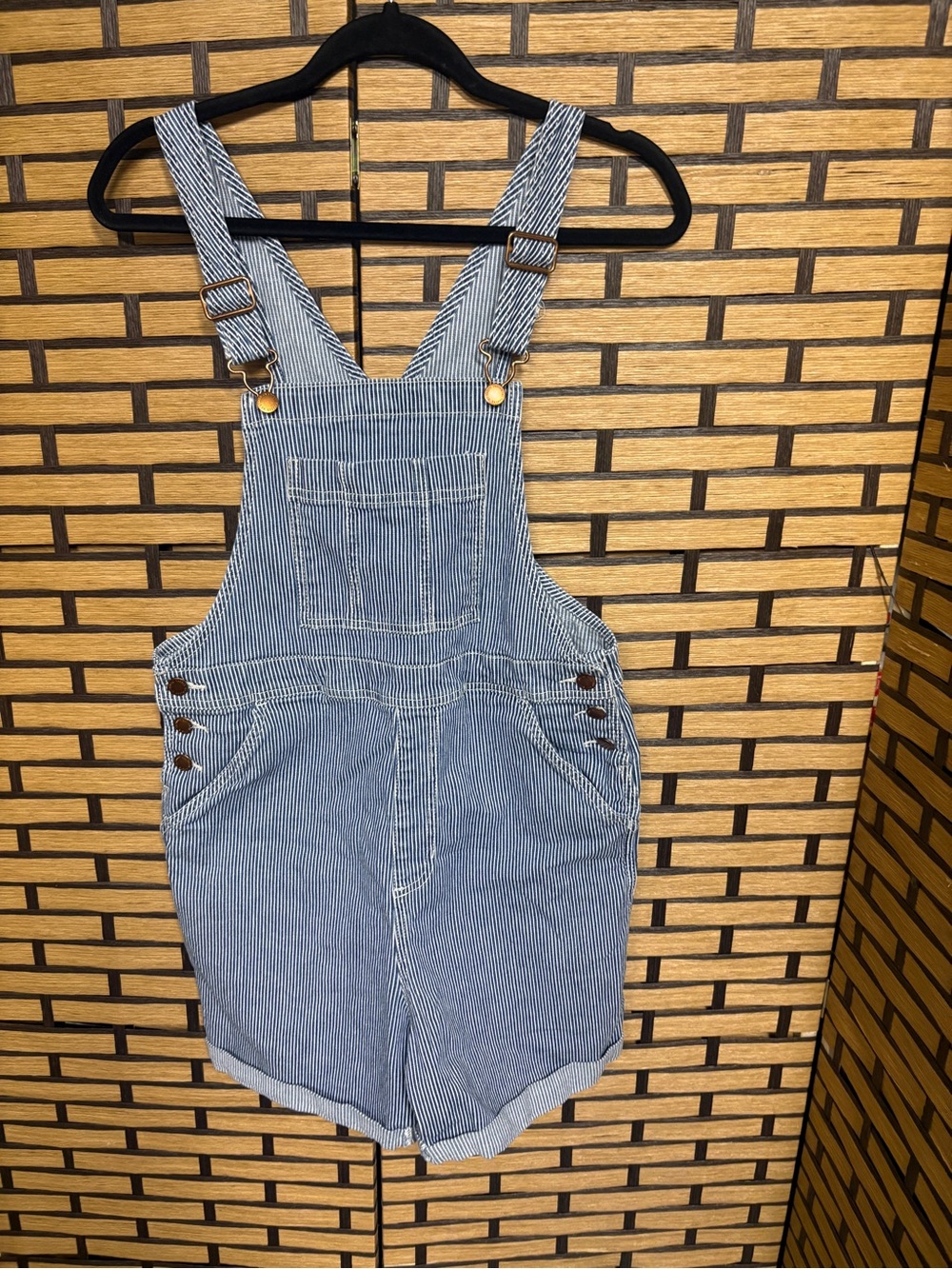 Universal thread blue and white stripe short overalls size 4